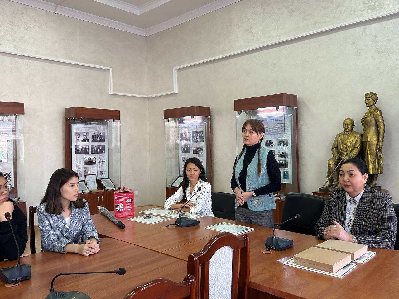 «Маманды?ым – ма?танышым» студенттік эссе бай?ауы